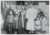 차녀 정경완의 결혼식 때 가족사진(1942)